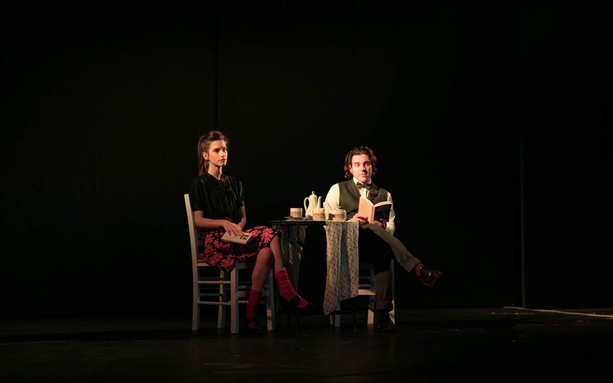 Οι Μη Μου Up Two στις παραστάσεις "Back2Back Improv - Η Ιστορία ΔΕΝ Επαναλαμβάνεται"